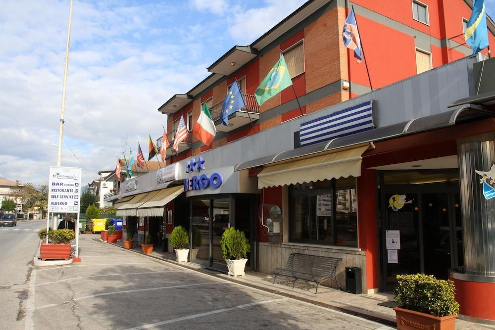 Hotel Residence Memmina Frosinone megye Kültér fotó